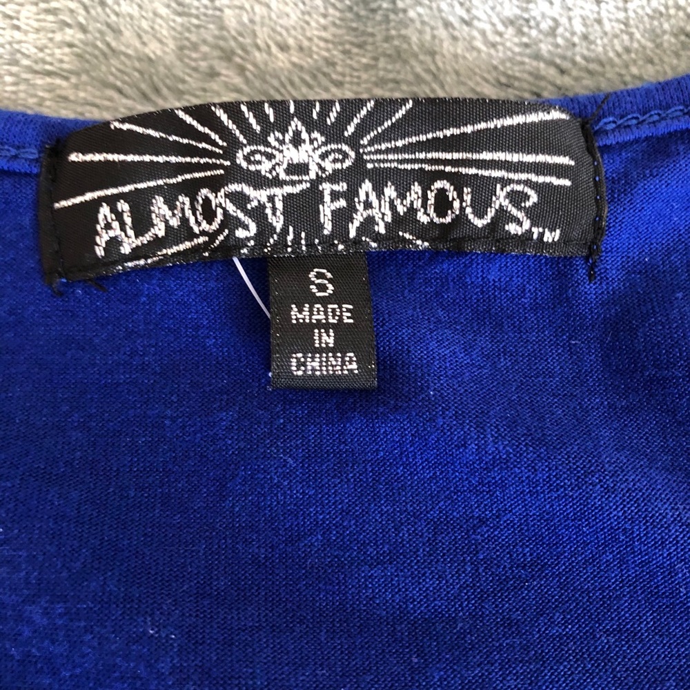 Almost Famous Sleeveless Blue with Sequins Top - Picture 4 of 8